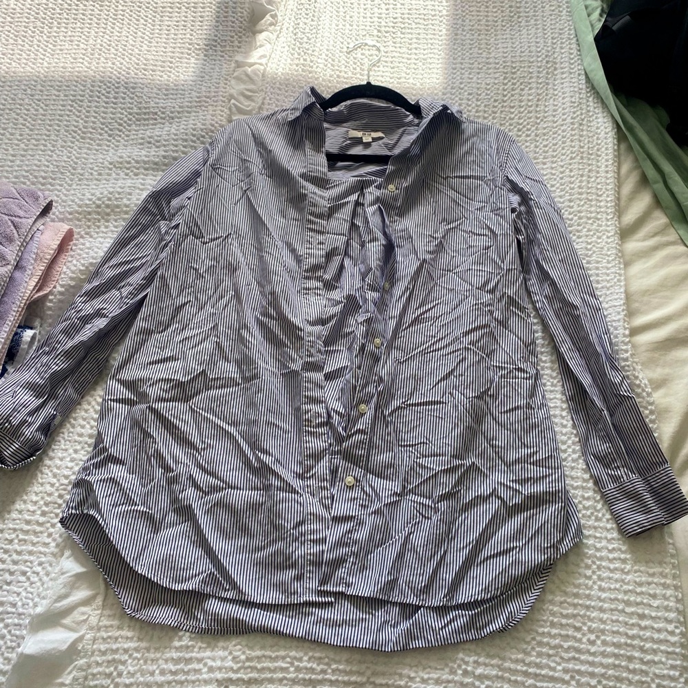 UNIQLO | pin stripe button down shirt NWOT